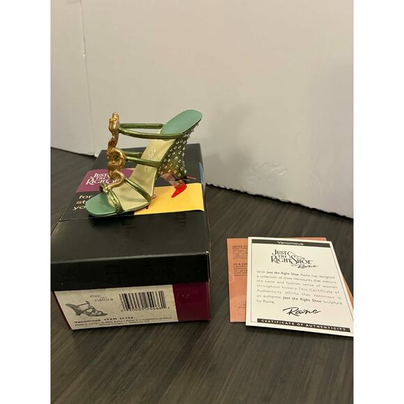 Just The Right Shoe Other - Just The Right Shoe "Venomous" Raine Shoe Figurine Item 25466 New In Box